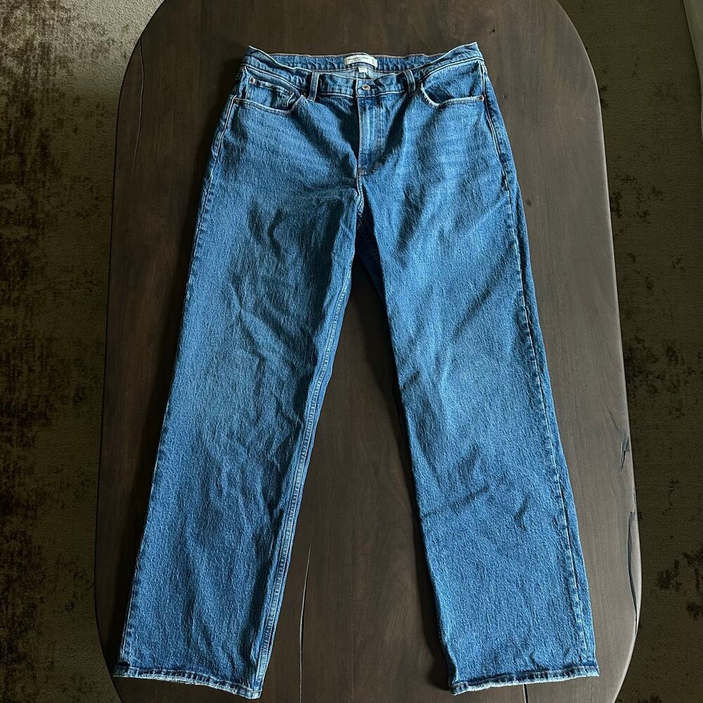 Abercrombie Baggy Low Rise Medium Wash Jeans Size 31